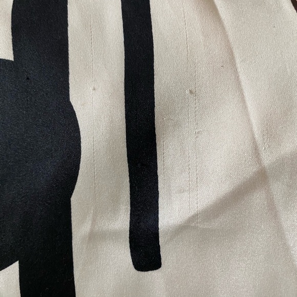 Becky & Max Black & Cream Abstract Print Dress - Picture 7 of 8